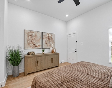 7836 Nashville St Unit B Street - Photo Thumbnail 44