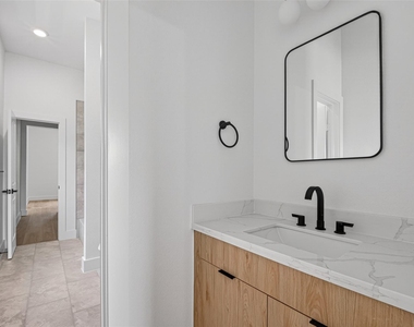 7836 Nashville St Unit B Street - Photo Thumbnail 37