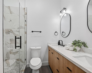 7836 Nashville St Unit B Street - Photo Thumbnail 42