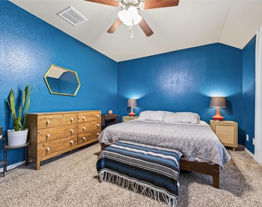 5435 Nero Lake Drive - Photo Thumbnail 20