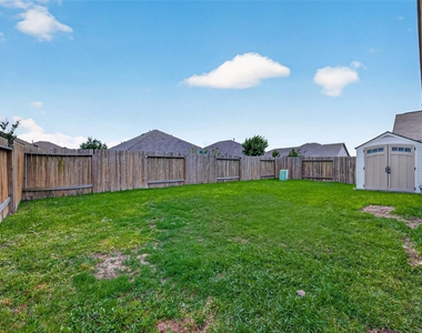 5435 Nero Lake Drive - Photo Thumbnail 34