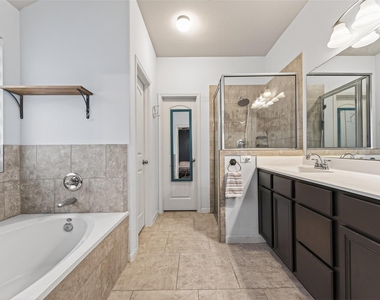 5435 Nero Lake Drive - Photo Thumbnail 22