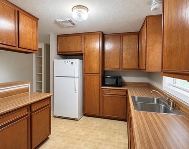 6011 Dubose Street - Photo Thumbnail 5