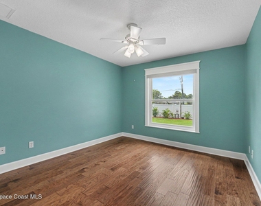 2553 Christopher Drive - Photo Thumbnail 12