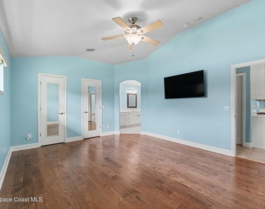 2553 Christopher Drive - Photo Thumbnail 8