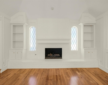 8851 Larston Street - Photo Thumbnail 11