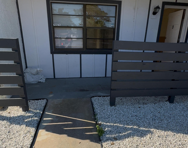 2005 Carlton Drive - Photo Thumbnail 2
