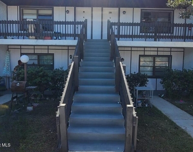 2005 Carlton Drive - Photo Thumbnail 1