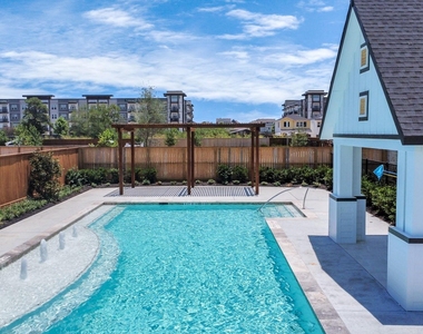 2733 Ruhman Fields Drive - Photo Thumbnail 32
