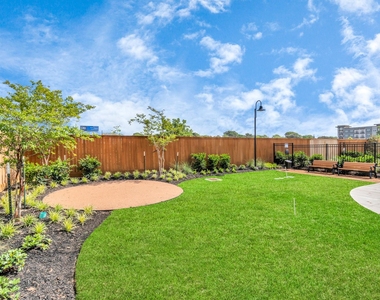 2733 Ruhman Fields Drive - Photo Thumbnail 37