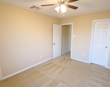 27131 Danbridge Gulch Lane - Photo Thumbnail 30