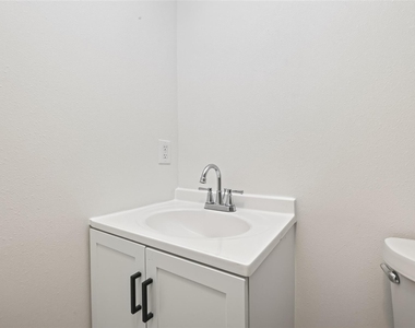 4901 Stimson Street - Photo Thumbnail 10