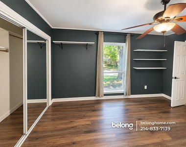 1406 North Trail Drive - Photo Thumbnail 7