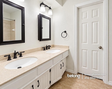 1406 North Trail Drive - Photo Thumbnail 5