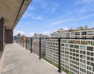 St Marks Place - Photo Thumbnail 12