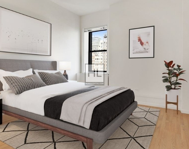 West 34th Street - Photo Thumbnail 1