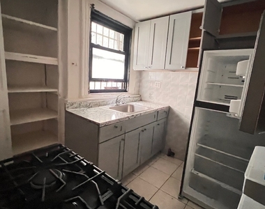 453 West 148 Street - Photo Thumbnail 9