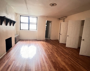 453 West 148 Street - Photo Thumbnail 6