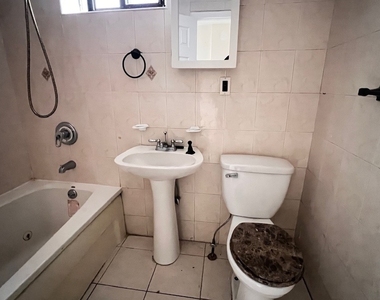 453 West 148 Street - Photo Thumbnail 12