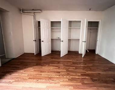 453 West 148 Street - Photo Thumbnail 1