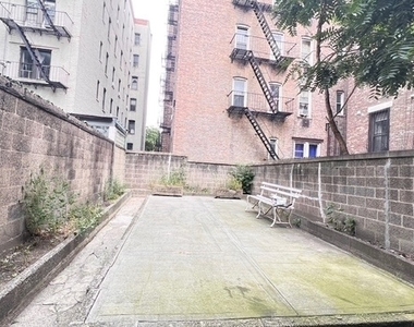 453 West 148 Street - Photo Thumbnail 11