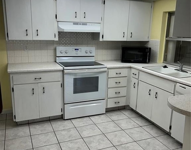 7259 Magnolia Valley Drive - Photo Thumbnail 6