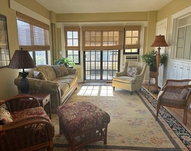 130 4th Avenue N - Photo Thumbnail 1