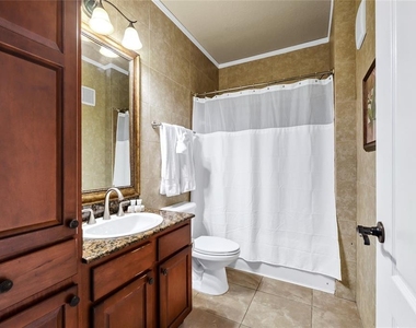912 Charo Parkway - Photo Thumbnail 22