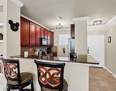 912 Charo Parkway - Photo Thumbnail 8