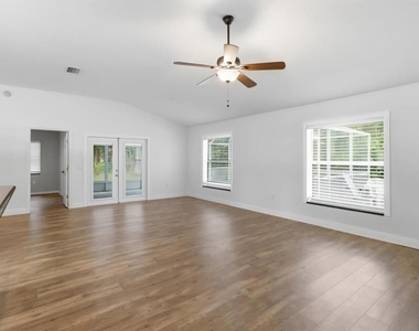 4501 N Rushmore Loop - Photo Thumbnail 11