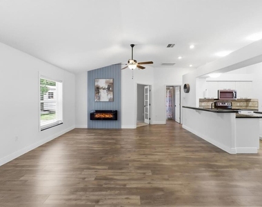 4501 N Rushmore Loop - Photo Thumbnail 14