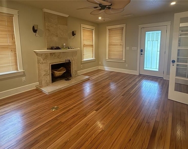 1016 E Powhatan Avenue - Photo Thumbnail 3