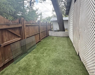 1016 E Powhatan Avenue - Photo Thumbnail 31
