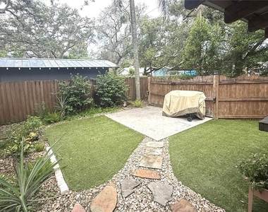 1016 E Powhatan Avenue - Photo Thumbnail 30