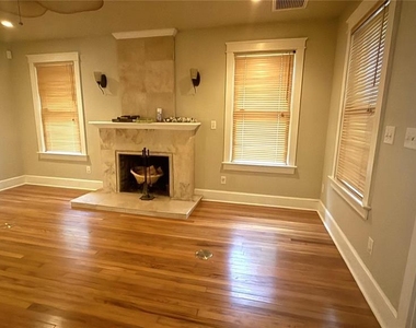 1016 E Powhatan Avenue - Photo Thumbnail 4