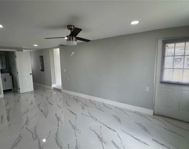 130 Virginia Court - Photo Thumbnail 25