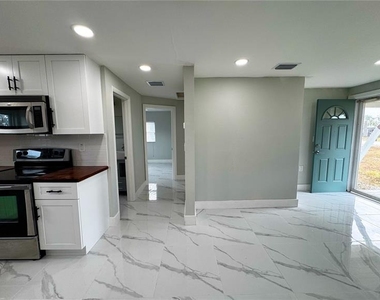 130 Virginia Court - Photo Thumbnail 19