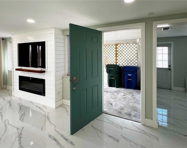 130 Virginia Court - Photo Thumbnail 41