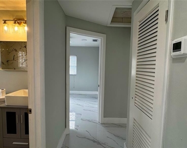 130 Virginia Court - Photo Thumbnail 34