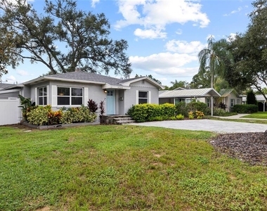 4202 W Palmira Avenue - Photo Thumbnail 24