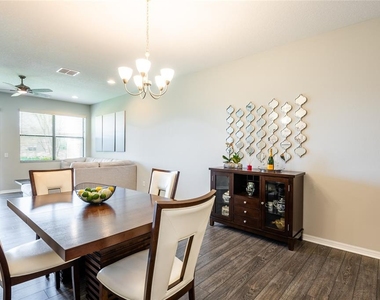 11648 Crowned Sparrow Lane - Photo Thumbnail 6