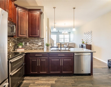 11648 Crowned Sparrow Lane - Photo Thumbnail 15