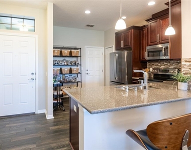 11648 Crowned Sparrow Lane - Photo Thumbnail 10