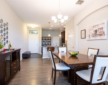 11648 Crowned Sparrow Lane - Photo Thumbnail 7
