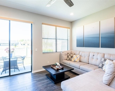 11648 Crowned Sparrow Lane - Photo Thumbnail 21
