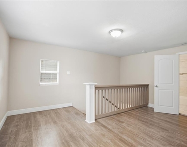 115 W Allison Court - Photo Thumbnail 11