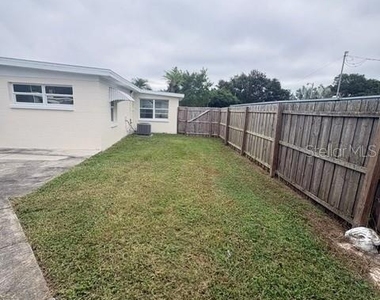 10950 105th Street - Photo Thumbnail 16