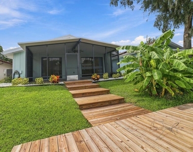 11625 W Riverhaven Drive - Photo Thumbnail 34