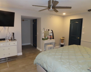 28524 Twinbrook Lane - Photo Thumbnail 11