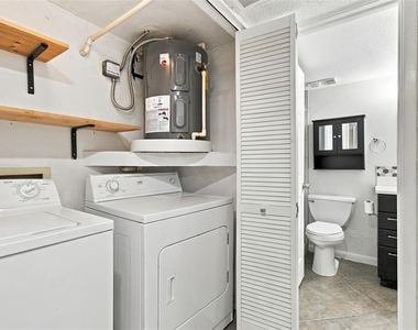 3036 Eastland Boulevard - Photo Thumbnail 15